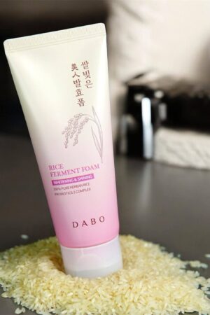 Dabo Whitening & Shining Rice Ferment Foam Face Wash 100mL