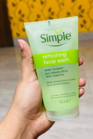 Simple Refreshing Facial Wash - 150ml